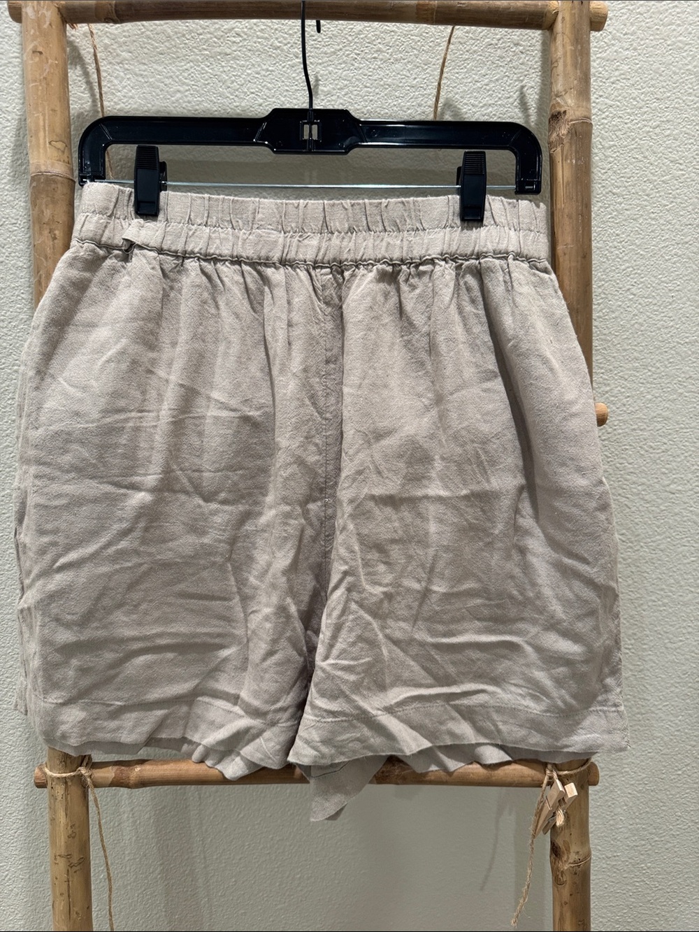 Free People Light Beige Elastic-Waist Linen Shorts